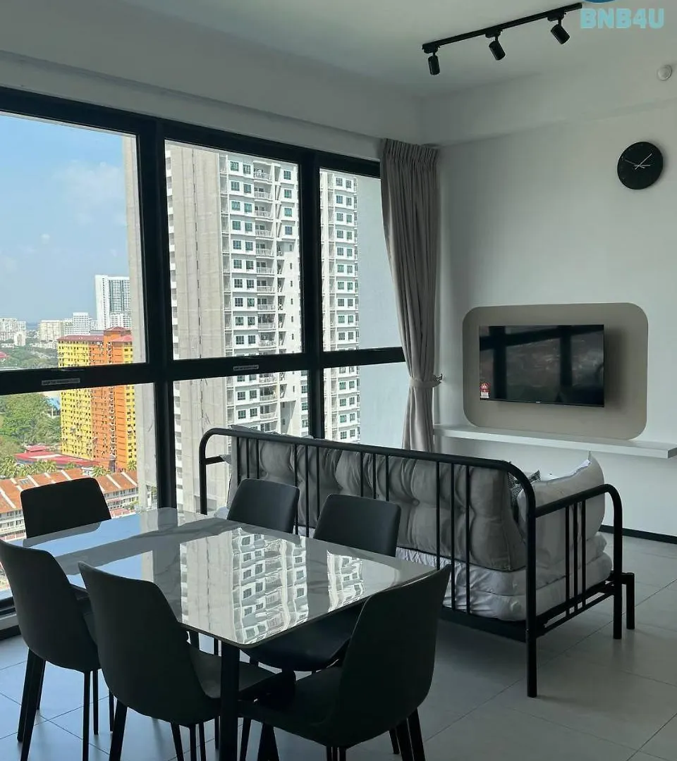 Urban Suites @ George Town Penang By Bnb4U 0*,  Malásia